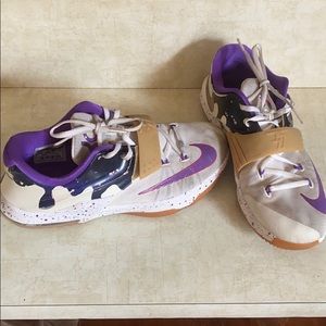 KD Nike Peanutbutter and jelly 7Y. Good condition